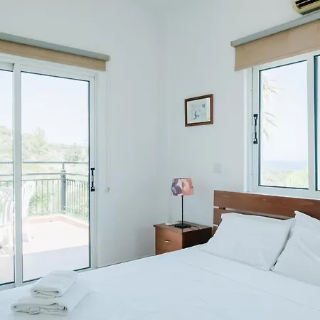 Villa Aphrodite 3 Bedroom Latchi