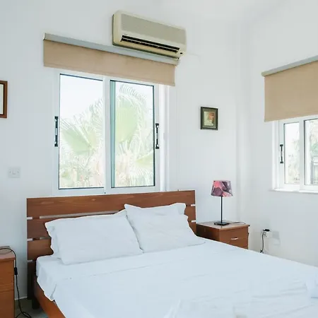 Villa Aphrodite 3 Bedroom *