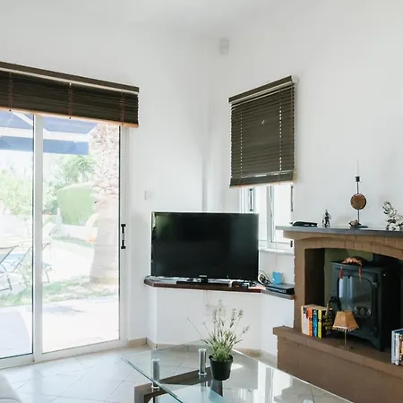 Aphrodite 3 Bedroom Villa *