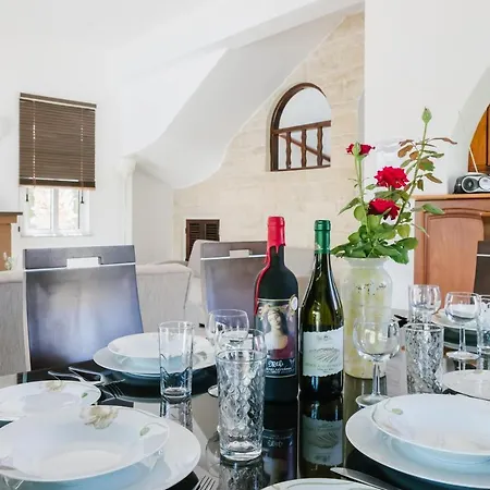 Aphrodite 3 Bedroom